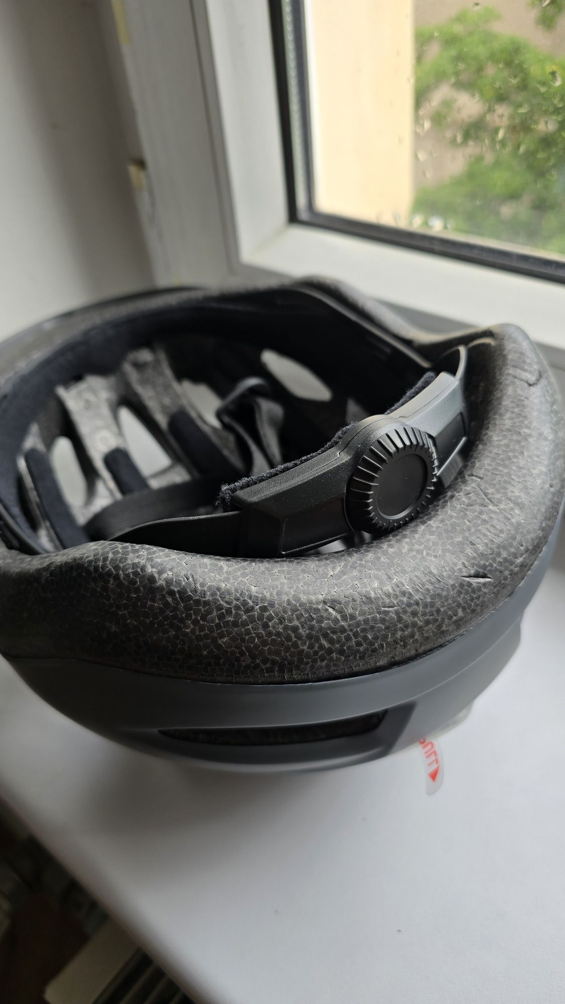 Kask rowerowy ze światełkiem XLC regulowany 53-60cm