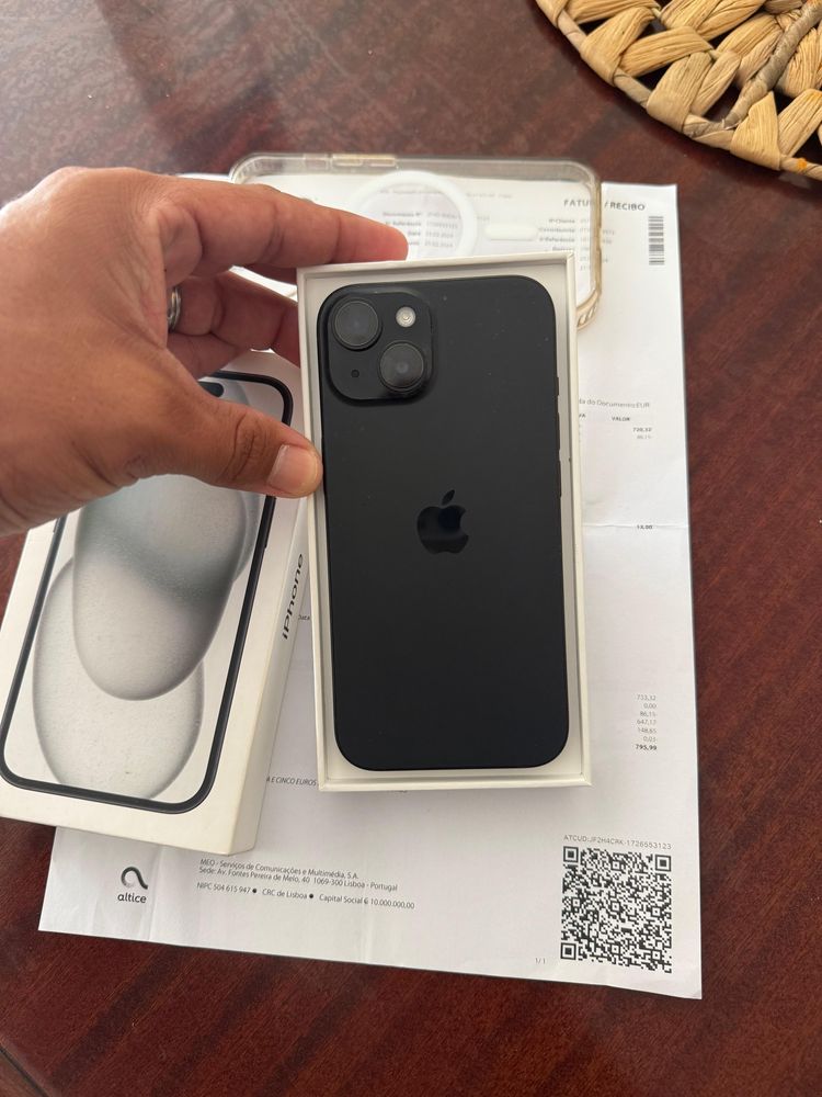 iPhone 15 128GB – Desbloqueado + Caixa + Fatura