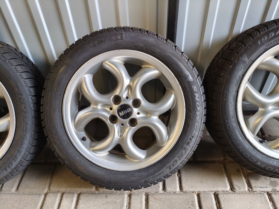 Opony zimowe PIRELLI jak nowe 195/55 R16 +  felgi mini cooper