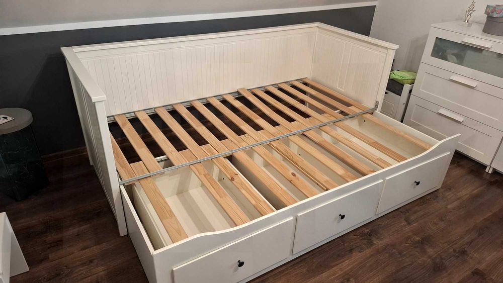 Łóżko IKEA Hemnes bez materaca