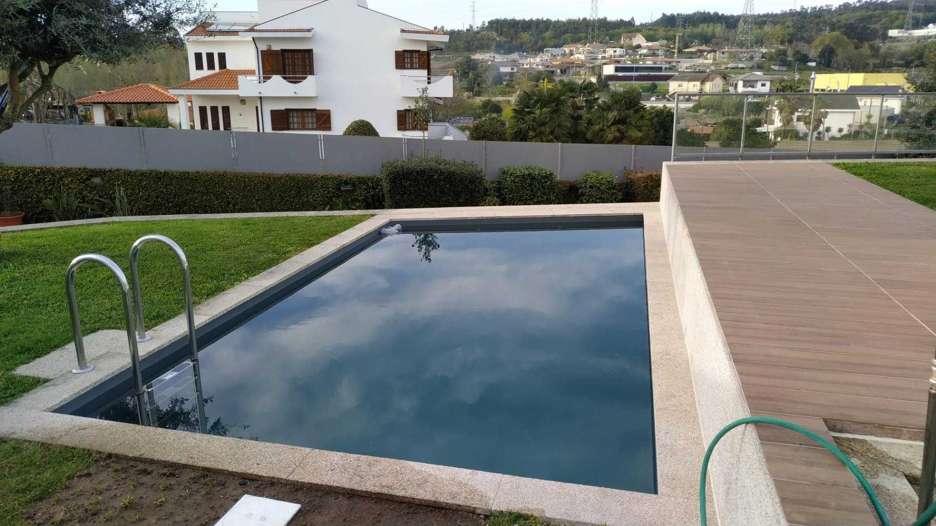 Revestimentos,Isolamentos e Piscinas-Fibra de Vidro e Resina - VISITEM