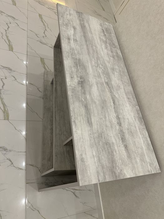 Стіл розкладний сірий