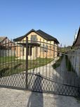 Продам будинок американку на великій земельній ділянці