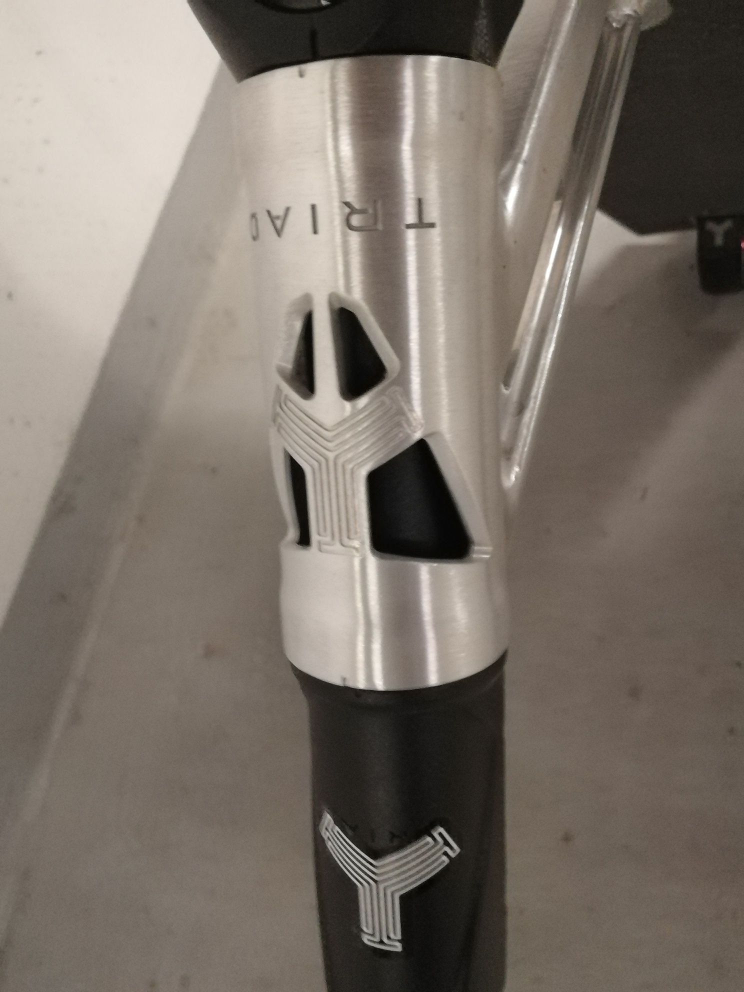 Hulajnoga wyczynowa Triad Hellion 6x23