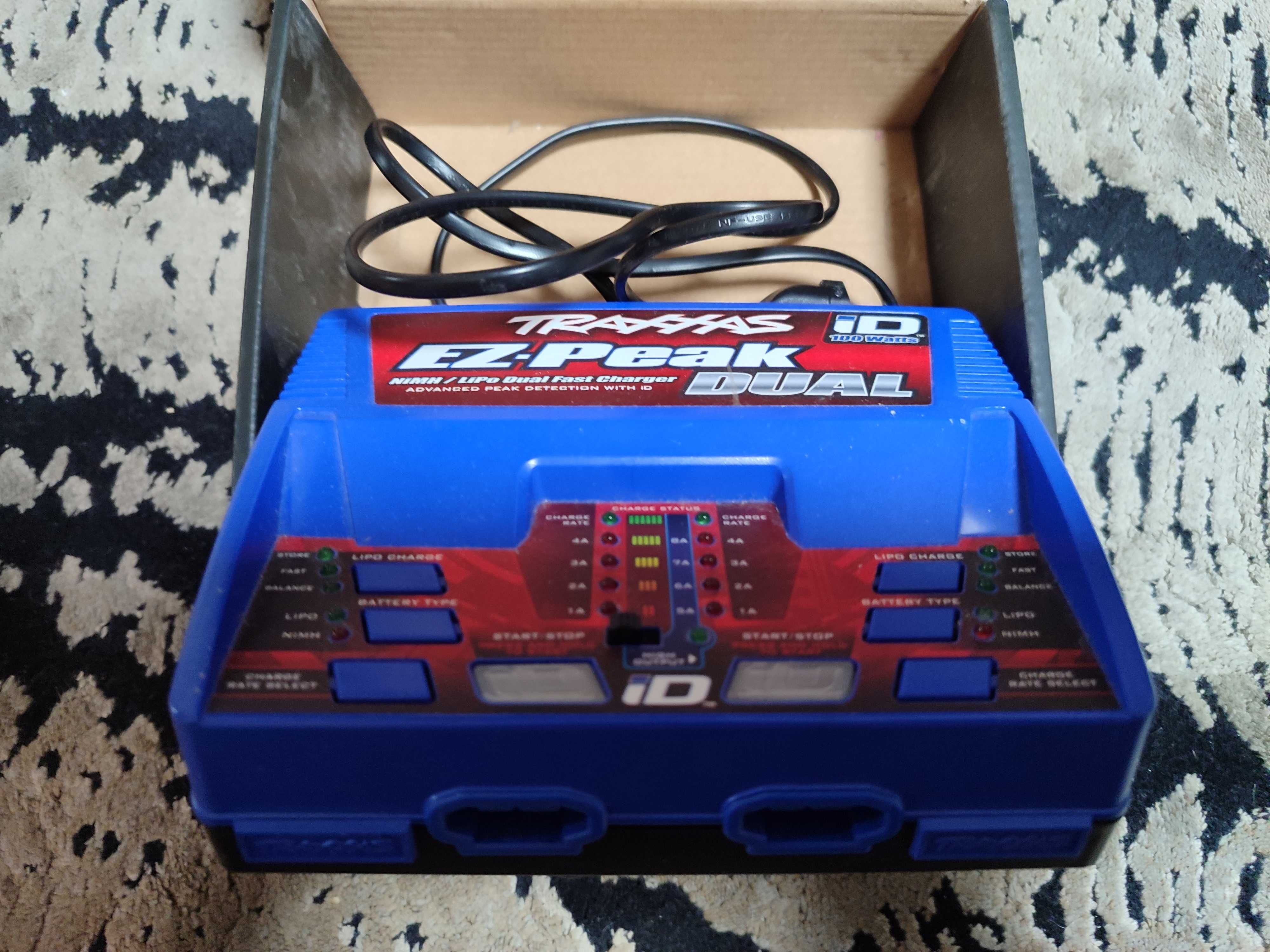 Зарядний пристрій Traxxas Charger DUAL EZ-Peak Plus ID Двопортовий