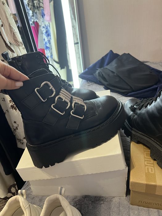 Шкіряні боти ,ботінки ,зима ,осінь