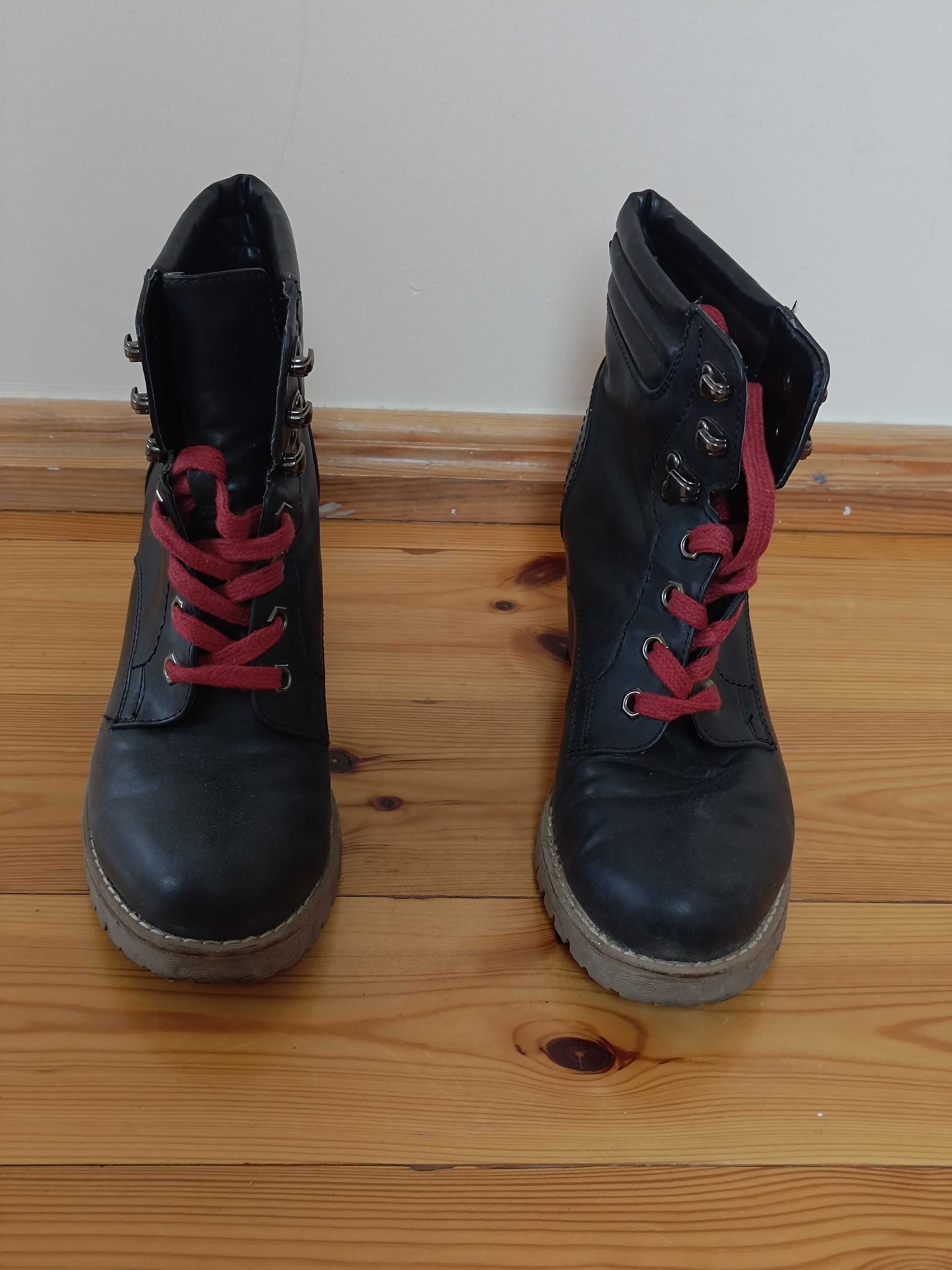 Buty damskie na obcasie, rozmiar 38
