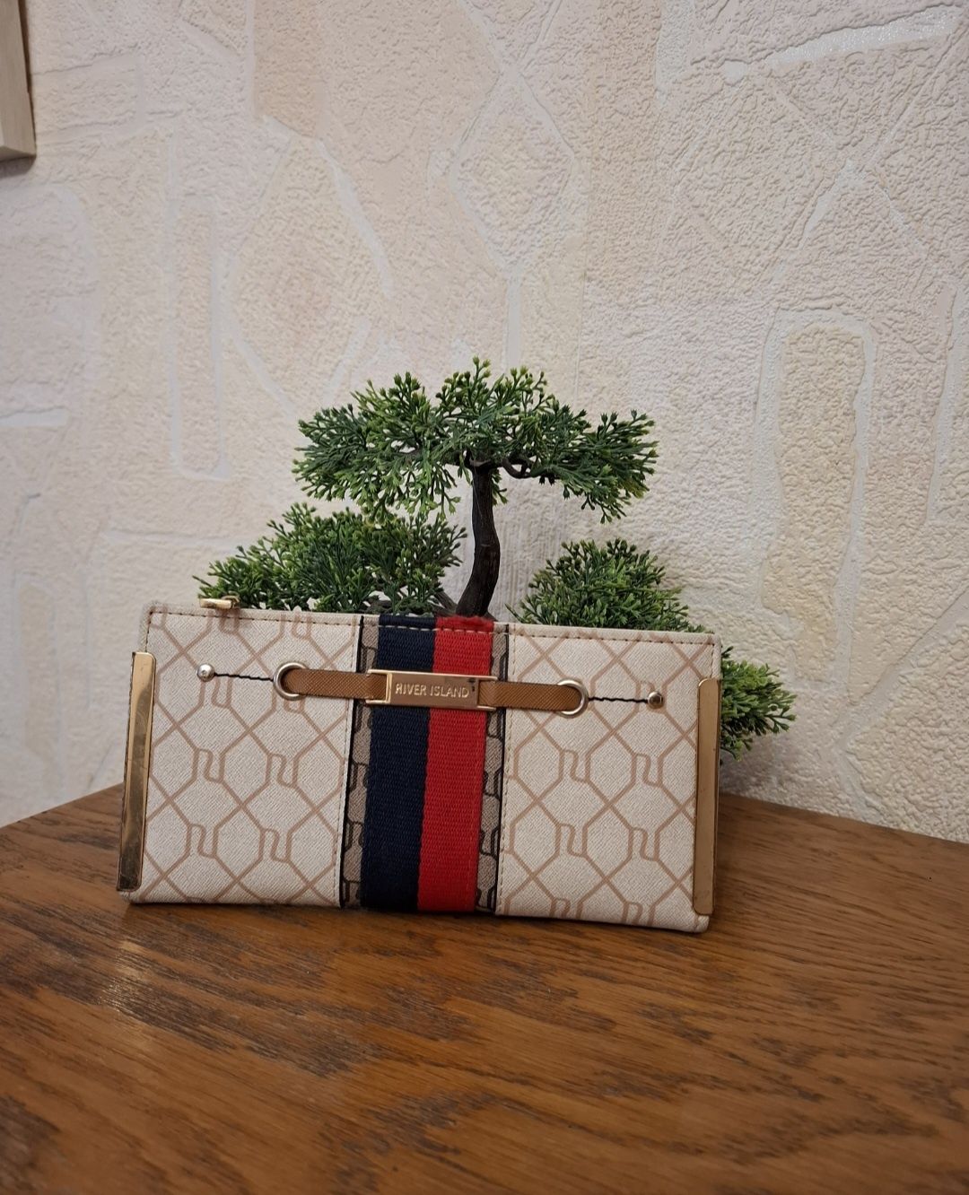 Кошелек River Island