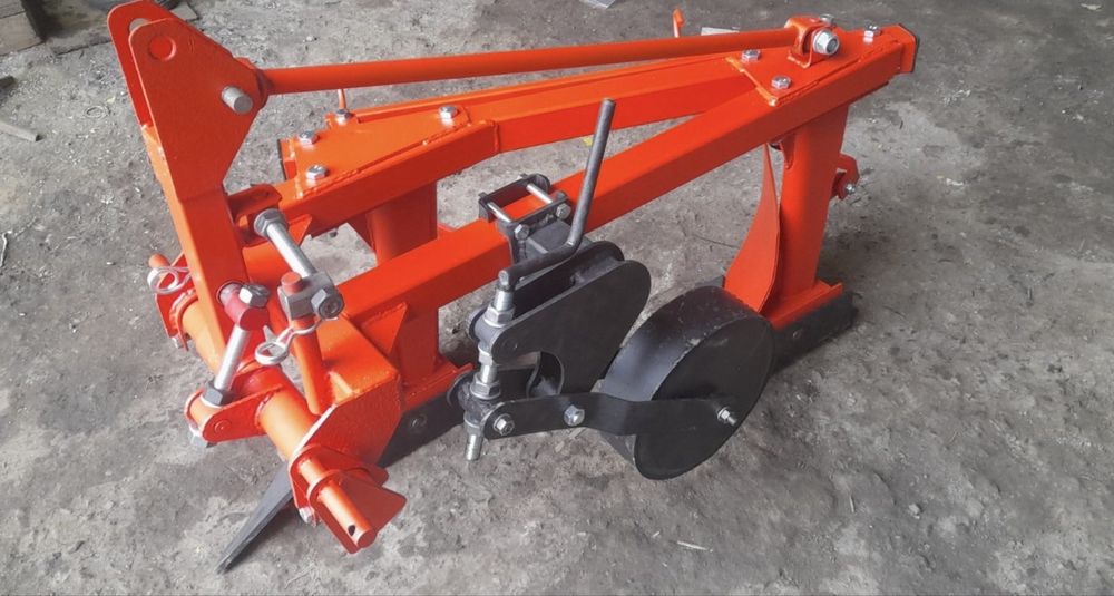 Плуг Віракс «WIRAX» 1/25, 2/25, 3/25 (з тягою під борону та без)