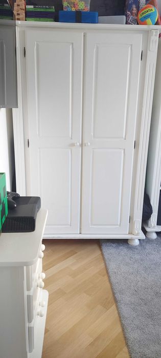 Sprzedam meble dziecięce drewniane