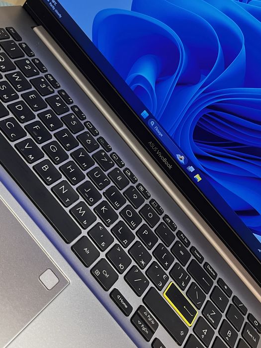 Продам Asus Vivobook/15.6/Intel i5/16ГБ RAM/SSD 512ГБ/nVidia MX350 2ГБ