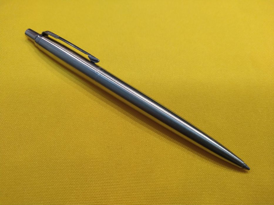 Caneta Parker aço inox escola escritório gabinete quarto casa vivenda.