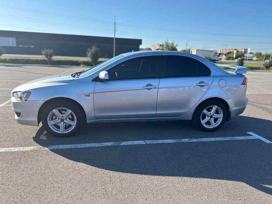 Продається Mitsubishi Lancer 2008року