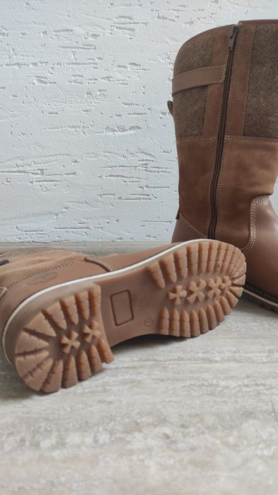 Зимові жіночі чоботи Tamaris