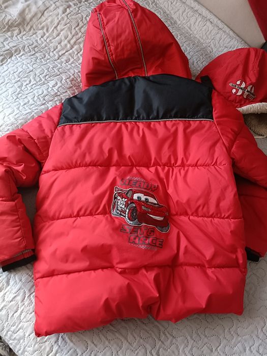 Kurtka zimowa r. 122 +czapka