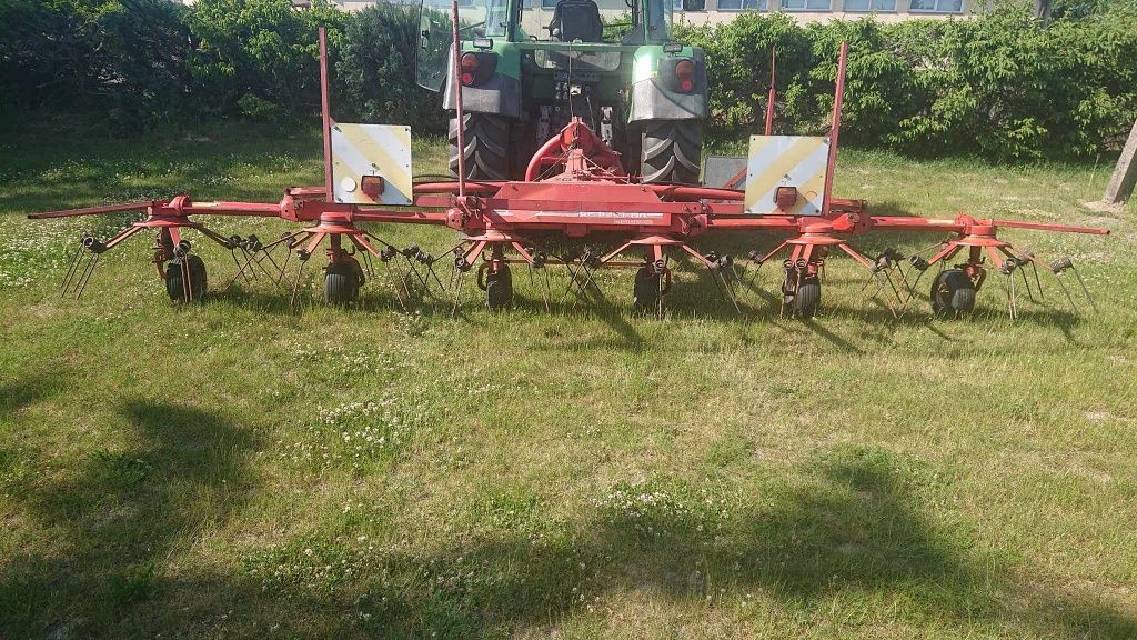 Sprzedam przetrząsarke Kuhn GF 6301 MH Digidrive