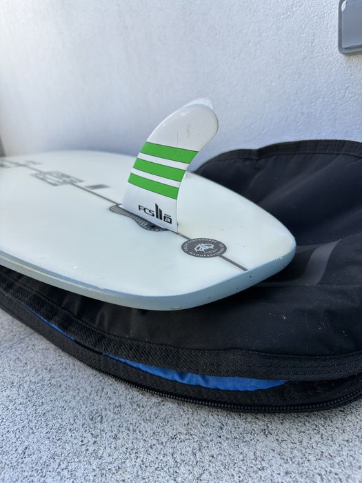 surfboard Pyzel Phantom 5’8 27.30L