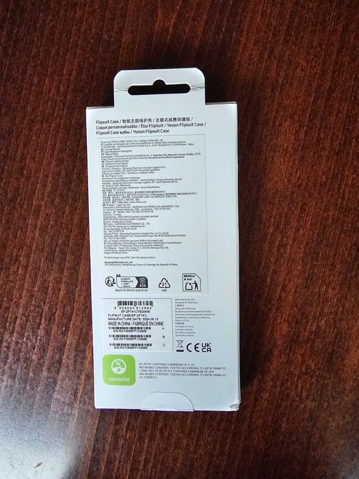 Etui SAMSUNG FlipSuit Case do Galaxy Z Flip 6 Przezroczysty