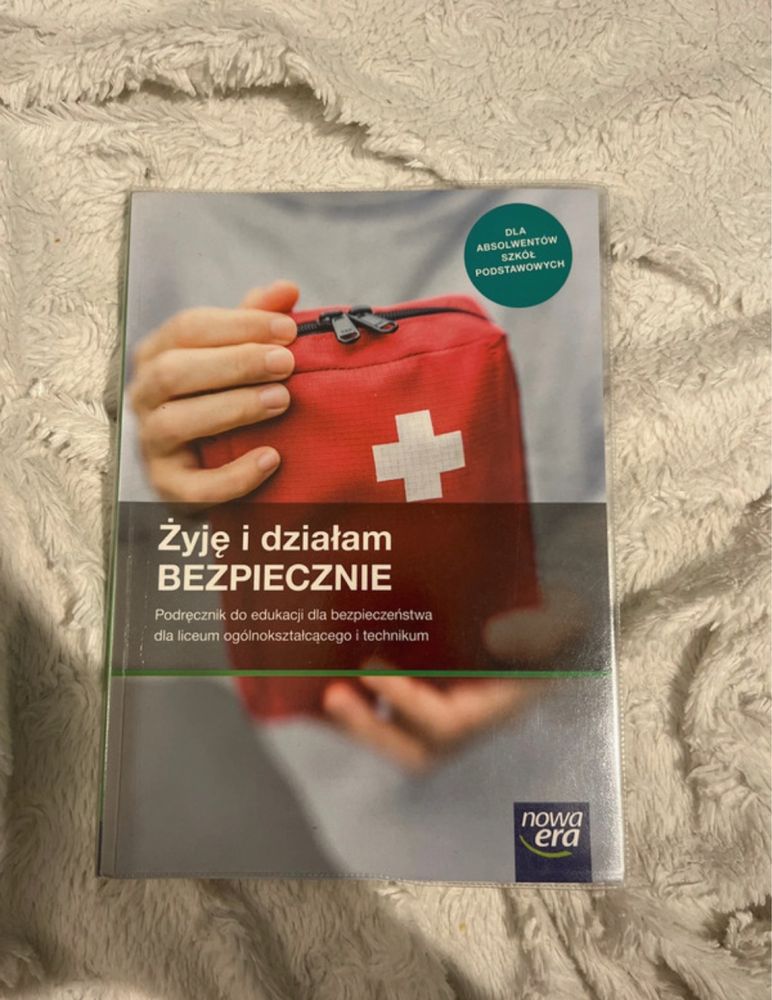Podręcznik do liceum, edb w okładce