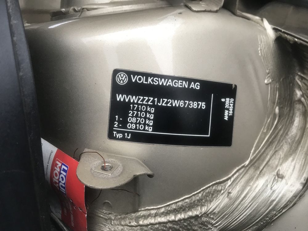 Продам Volkswagen GOLF 4