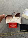 Valentino okulary z lancuszkiem