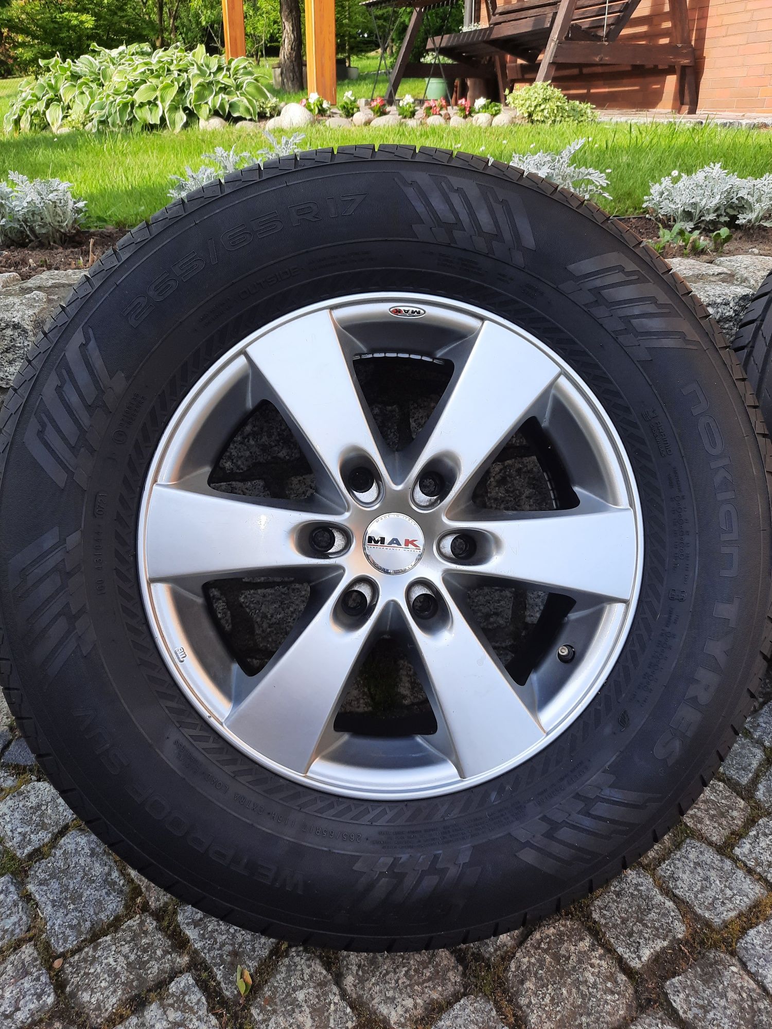 Opony z felgami MAK 265/65 R17