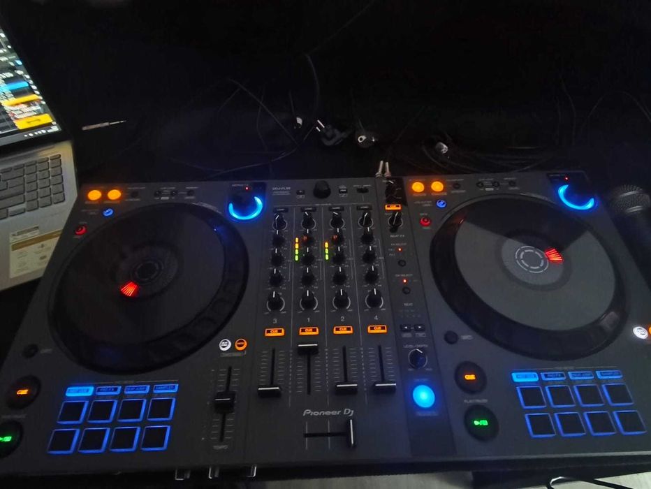 Pioneer DDJ-FLX6-GT (Controlador de 4 canais) + Mala de transporte.