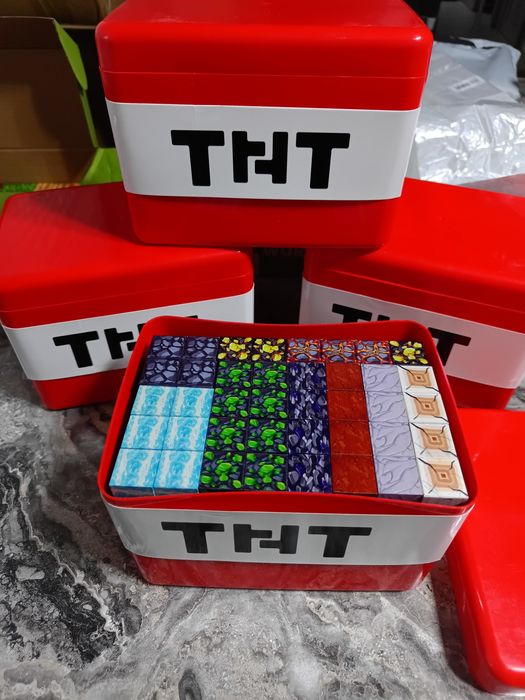 Магнітний конструктор майнкрафт 200шт в ТНТ боксі