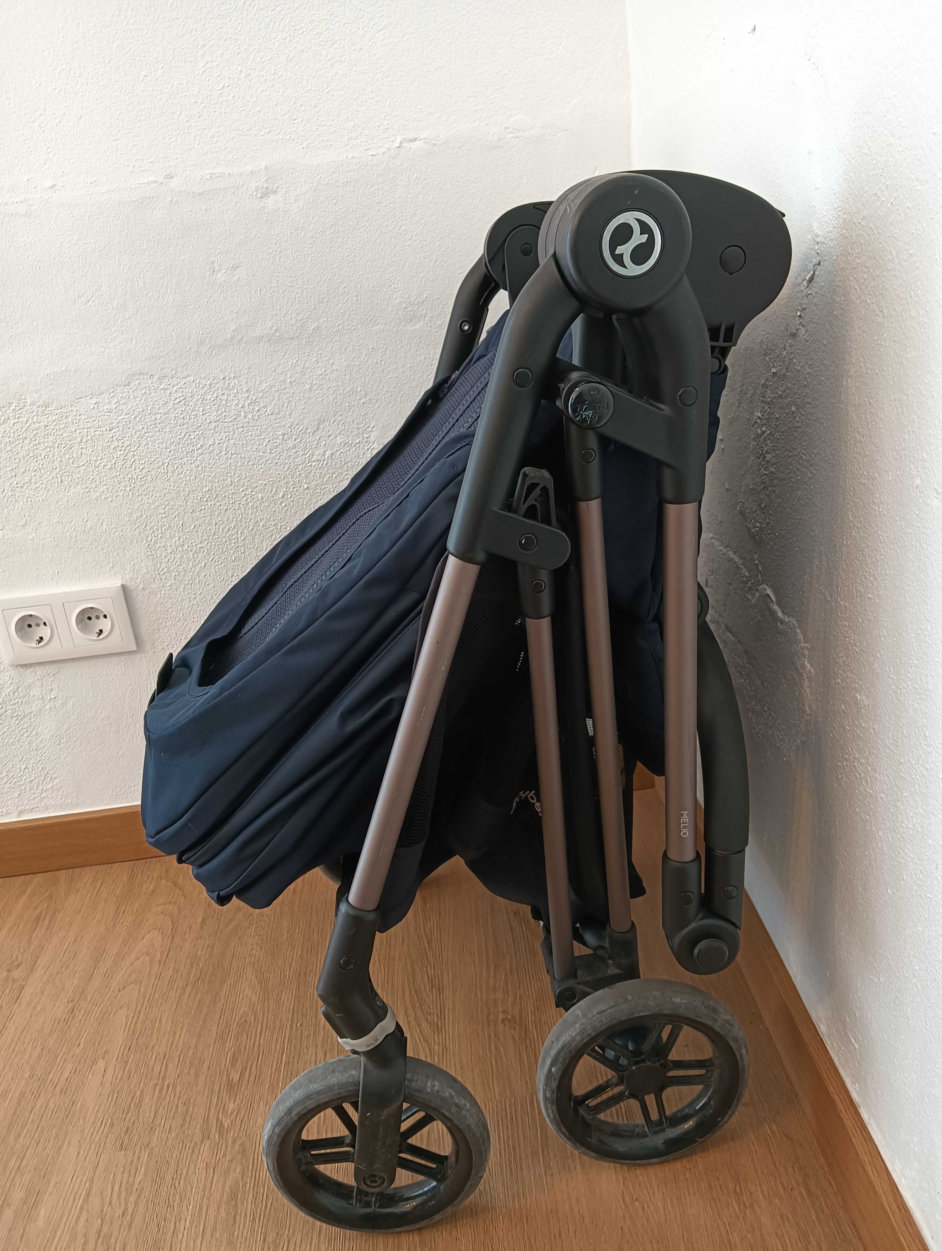 Cybex - carrinho, ovo, duas cadeiras, bases isofix 360