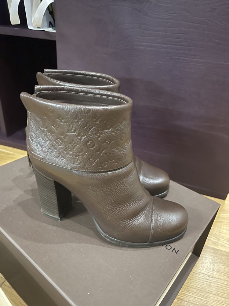 Ботинки Louis Vuitton/39 размер.