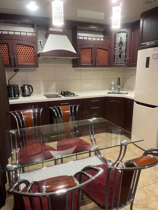 Подобова. Погодинна оренда квартири. VIP студия 95 квартал, Центр