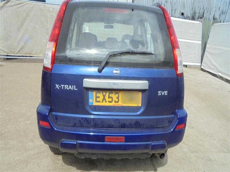 nissan xtrail t30 2,5 benz.uskodzony
