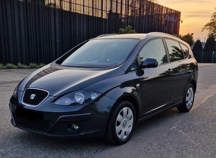 Seat Altea XL  I rej. 2011 /   Klimatronic / Po wymianie rozrządu