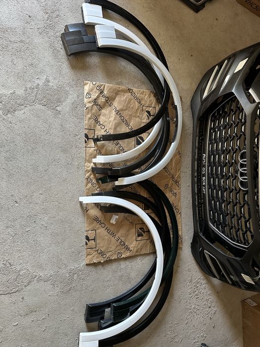 Накладка арка крила Audi Q5 80A рестайлінг права ліва передня