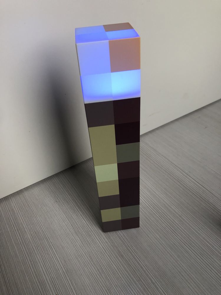 Minecraft pochodnia lampka