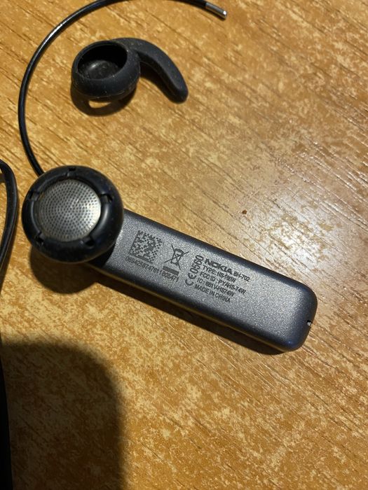 Блютуз гарнитура Nokia BH-702