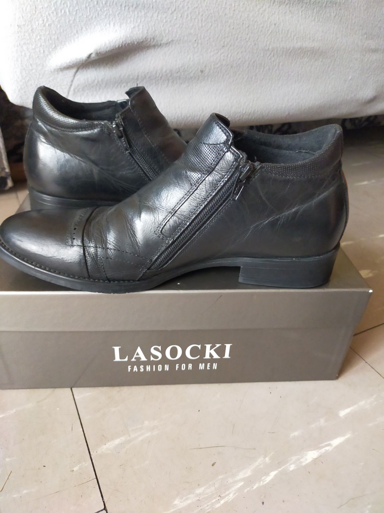 Buty skórzane męskie kozaki Trzewiki Lasocki For Men ocieplane 40