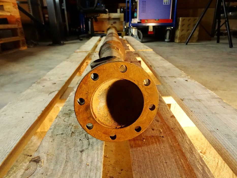 Wał pędny do ładowarki Liebherr L512.Cardan shaft. 172cm.Kardan