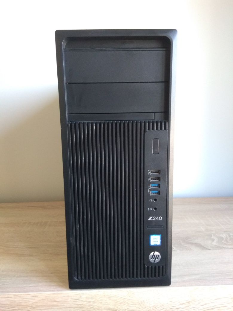 HP Z240 Intel Xeon/AMD FP4300/16GB DDR4/SSD+HDD Win. 10 Pro