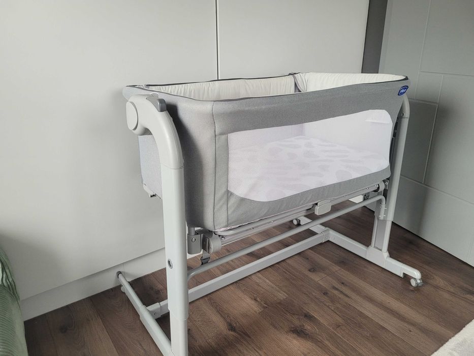 Chicco Next2Me Magic Evo.
