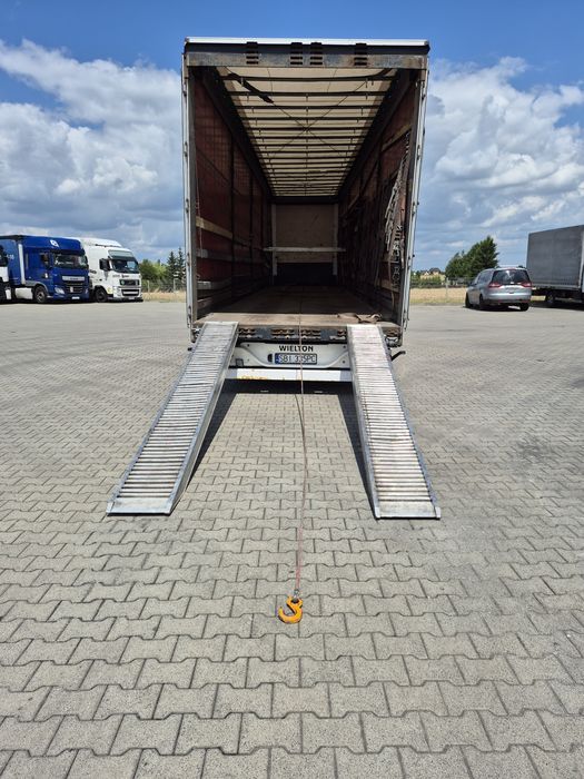 Transport towarów TIR międzynarodowy firanka plandeka 13,6 ADR Bielsko