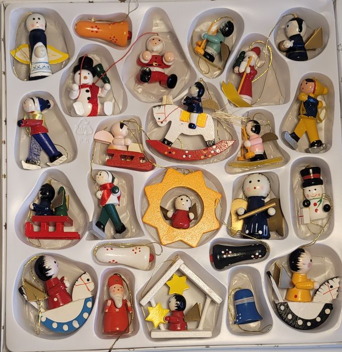 Drewniane ozdoby na choinkę