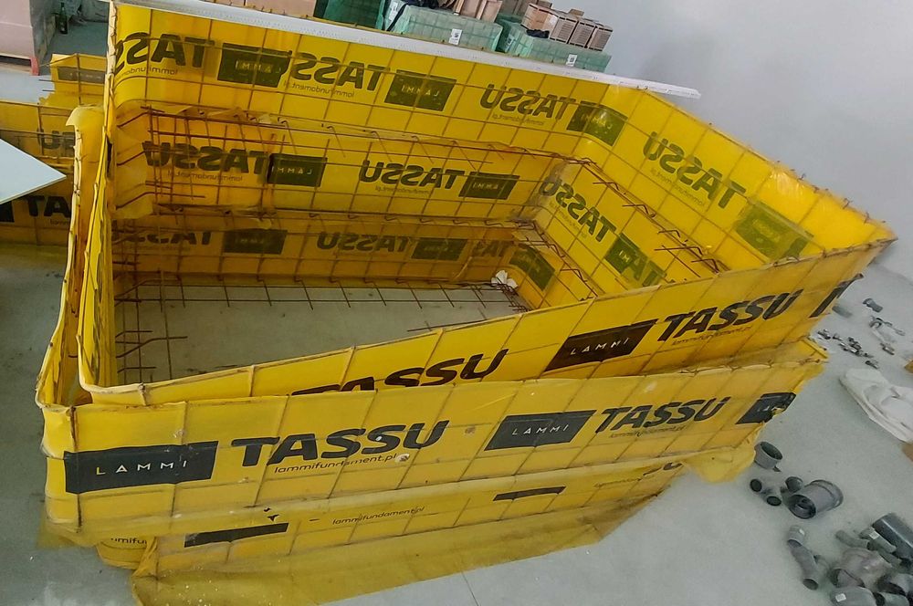 Szalunki stratne firmy Tassu