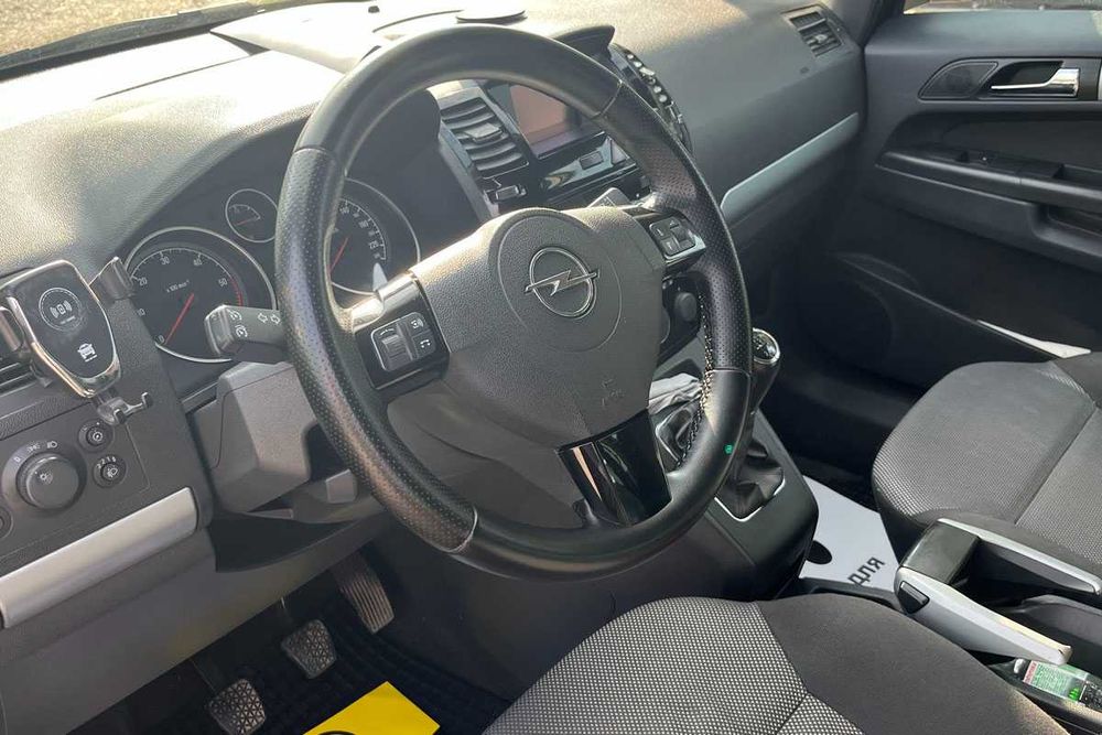 Opel Zafira 2010