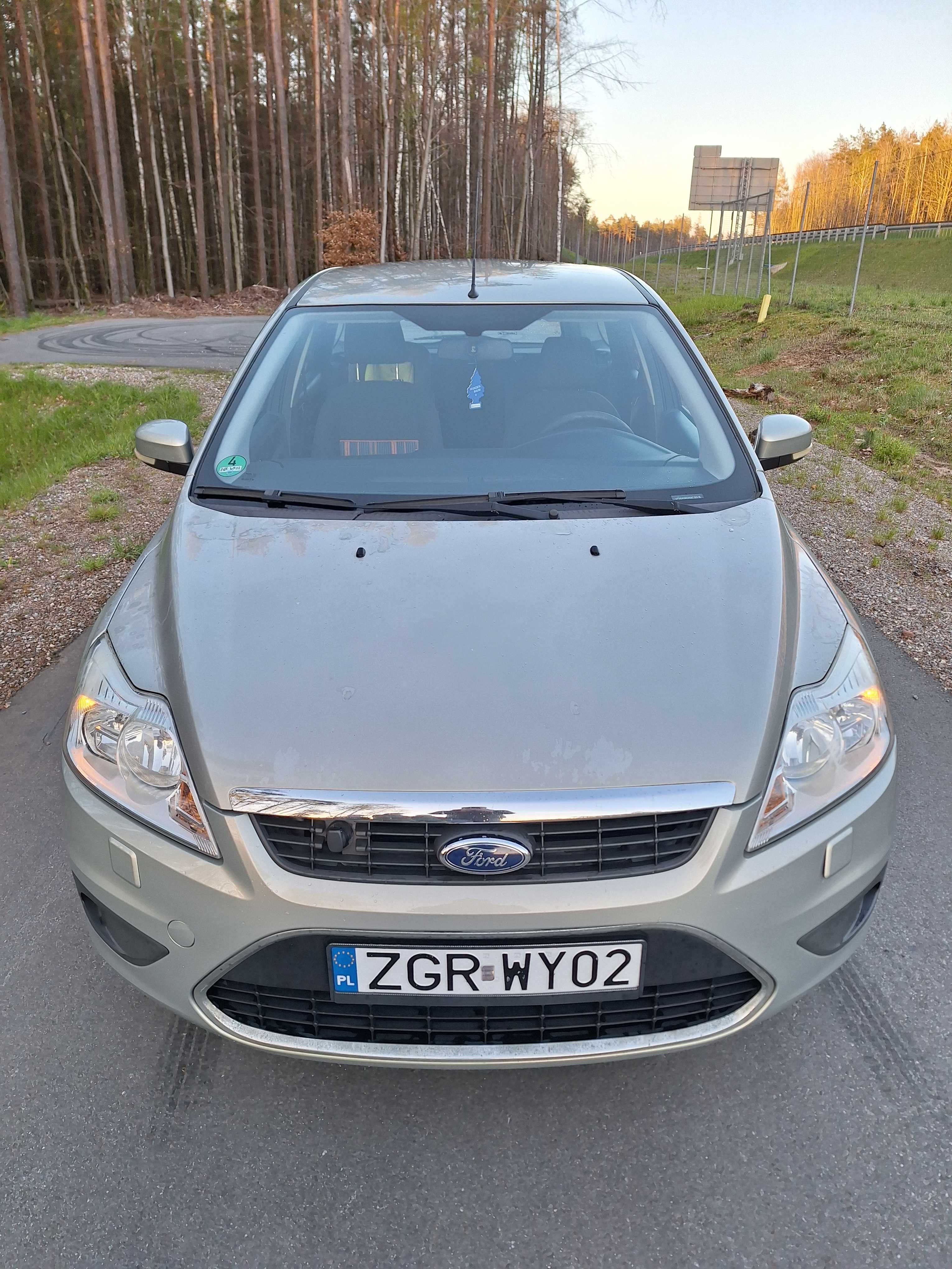 Ford Focus Mk. 2 FL 1.8 flexifuel 125KM 2008 kombi