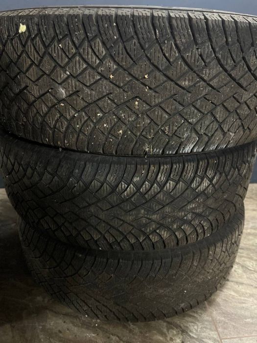Nokian Hakkapellita 265/70 R17