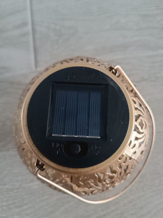 Lampa solarna LED ogrodowa