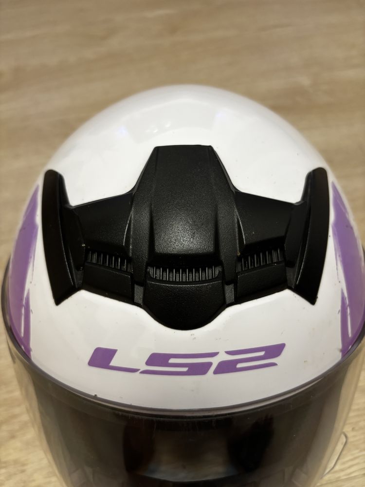 Kask motocyklowy marki  LS2