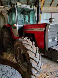 Ciągnik Massey Ferguson 698.Kombajn Volvo S830. Rozrzutnik obornika