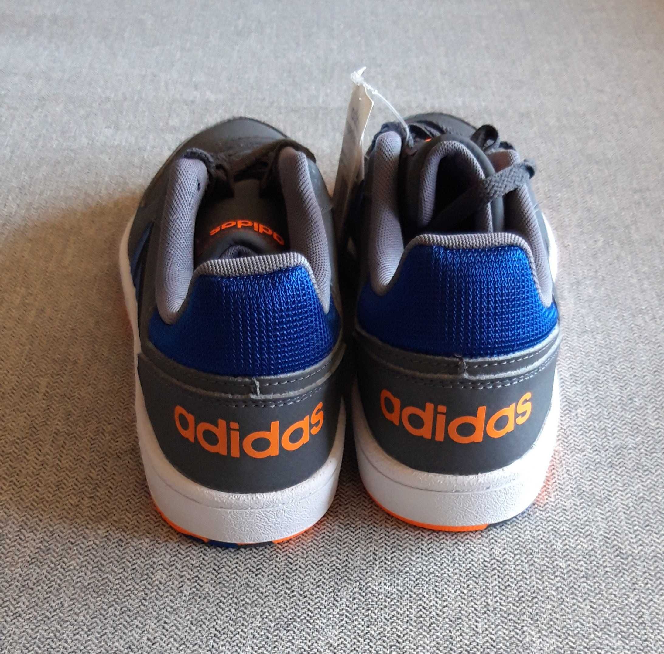 Sapatilhas Adidas - Artigo NOVO